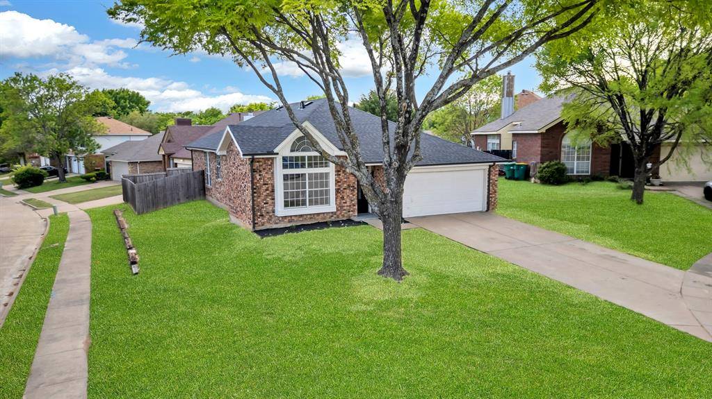 214 Chamblin Court, Cedar Hill, TX 75104