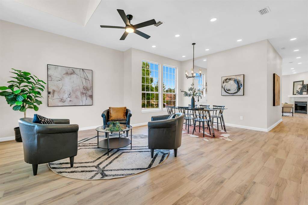 214 Chamblin Court, Cedar Hill, TX 75104