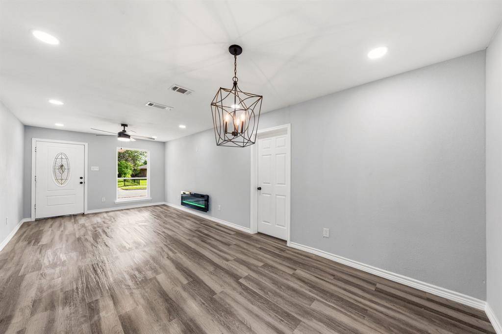 6245 Fenway Street, Dallas, TX 75217