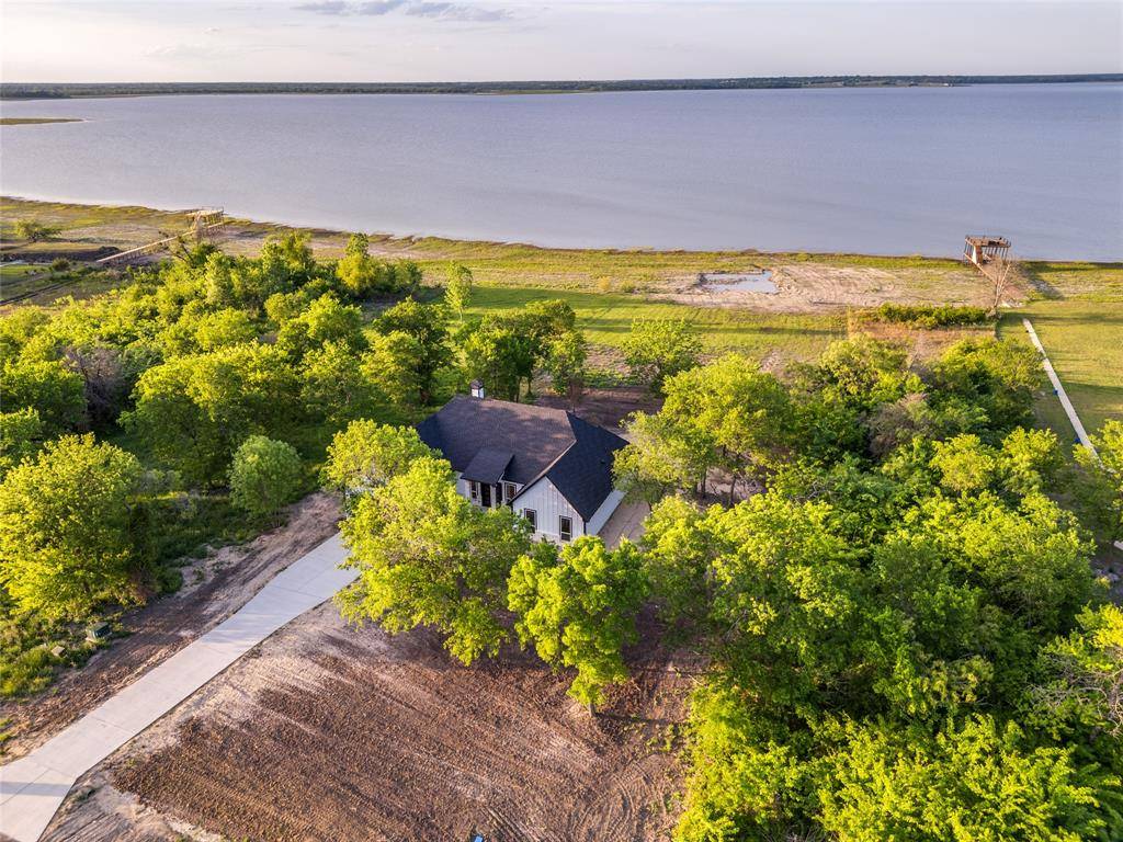 9313 W Shoreline Drive, Kemp, TX 75143