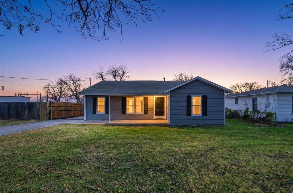 418 Russel Street, White Settlement, TX 76108