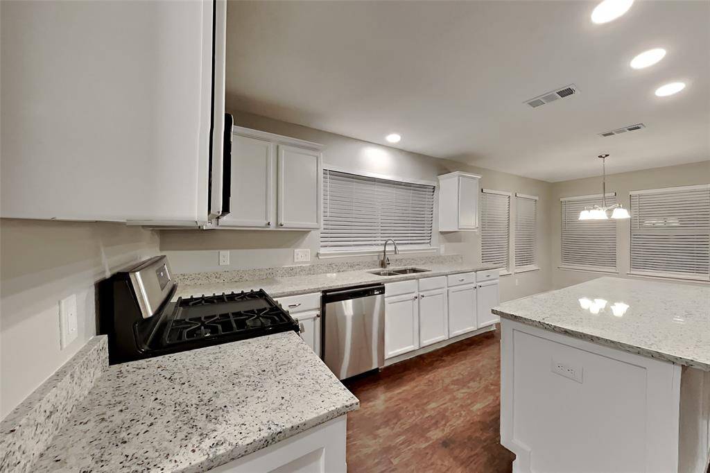 710 Hickory Lane, Fate, TX 75087