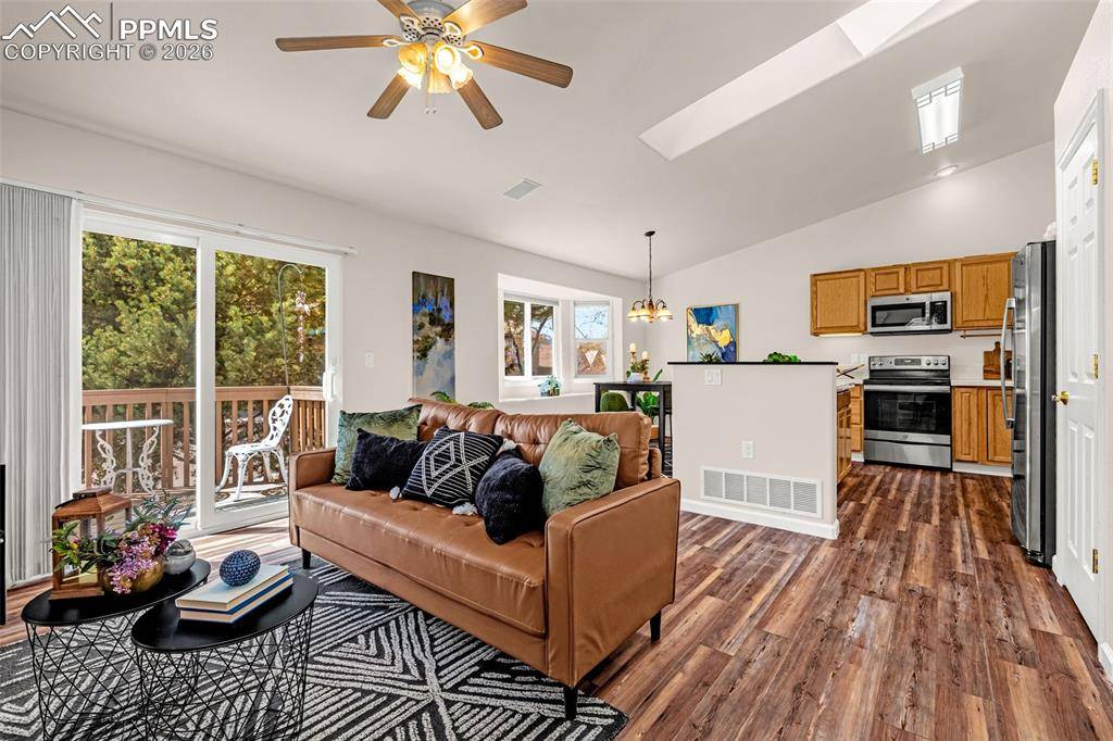 5205 Mountain Villa GRV, Colorado Springs, CO 80917