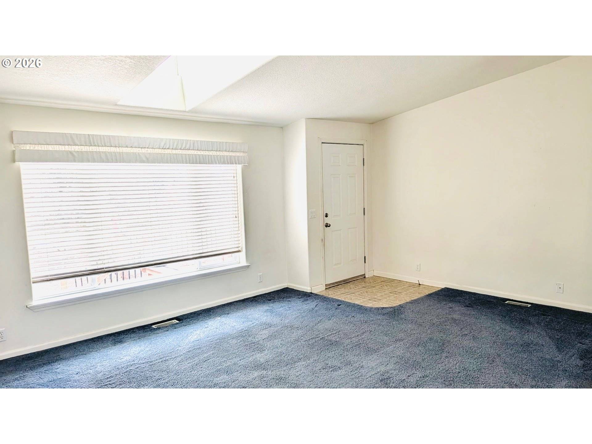 6425 SW CANAL BLVD, Redmond, OR 97756