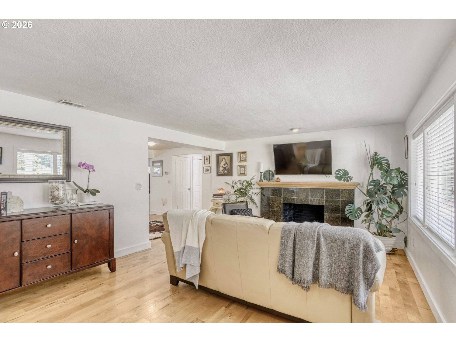 1731 CONIFER DR, Lake Oswego, OR 97034