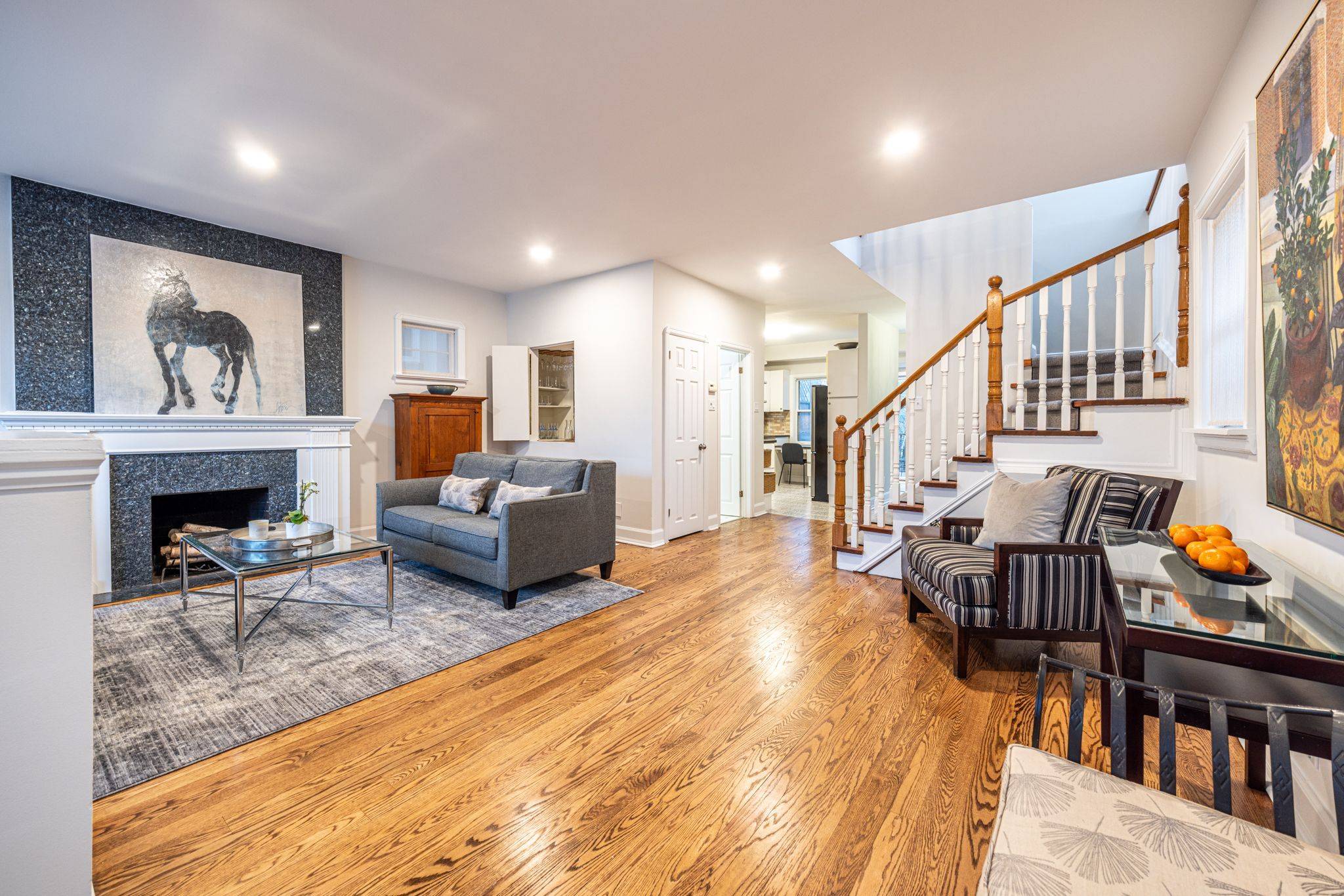 156 Glenvale BLVD, Toronto C11, ON M4G 2W3