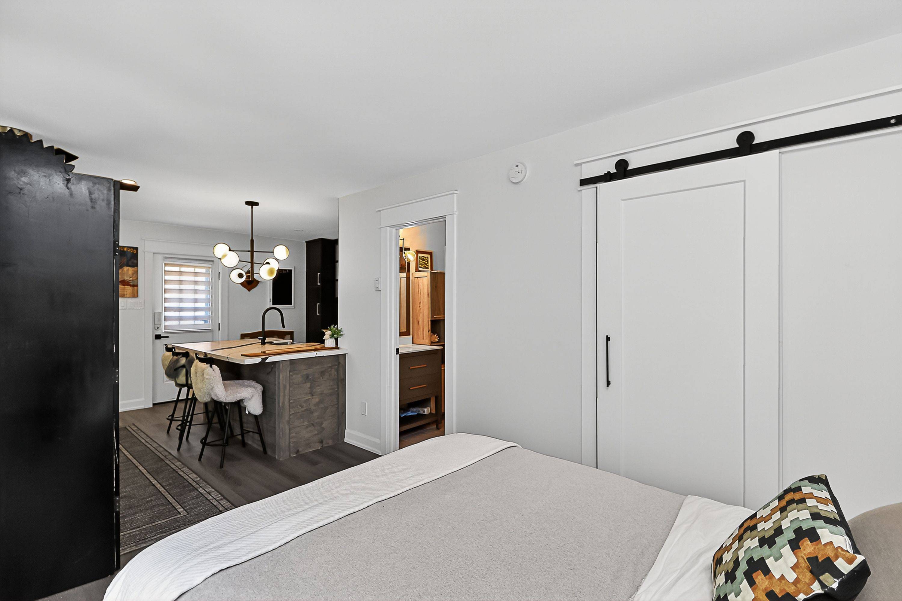 15 Dawson DR #3, Collingwood, ON L9Y 5B4