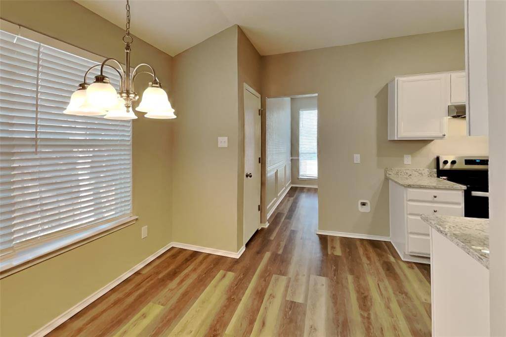 912 Fenway Lane, Saginaw, TX 76179