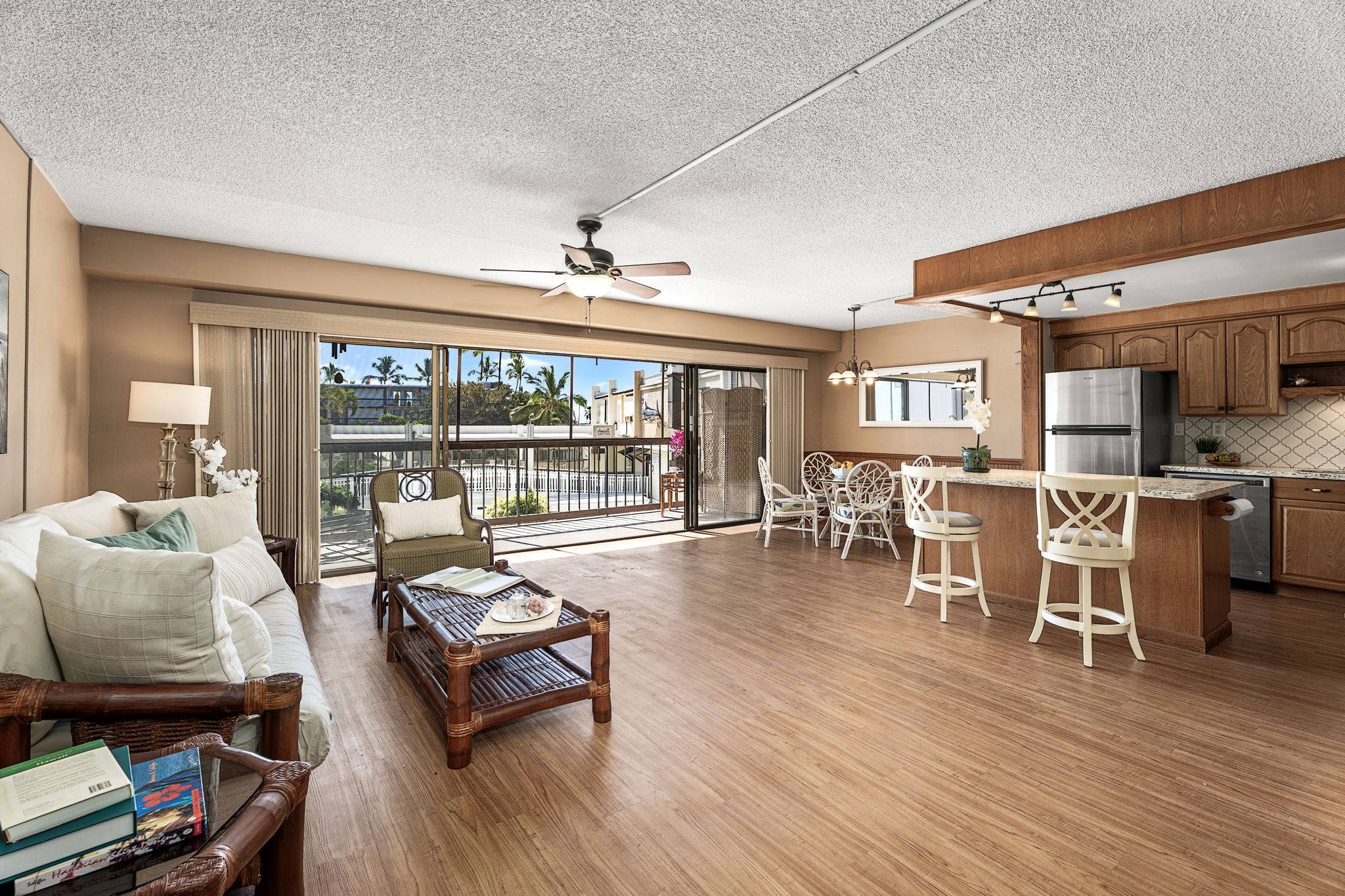 75-5719 ALII DR #208, Kailua Kona, HI 96740