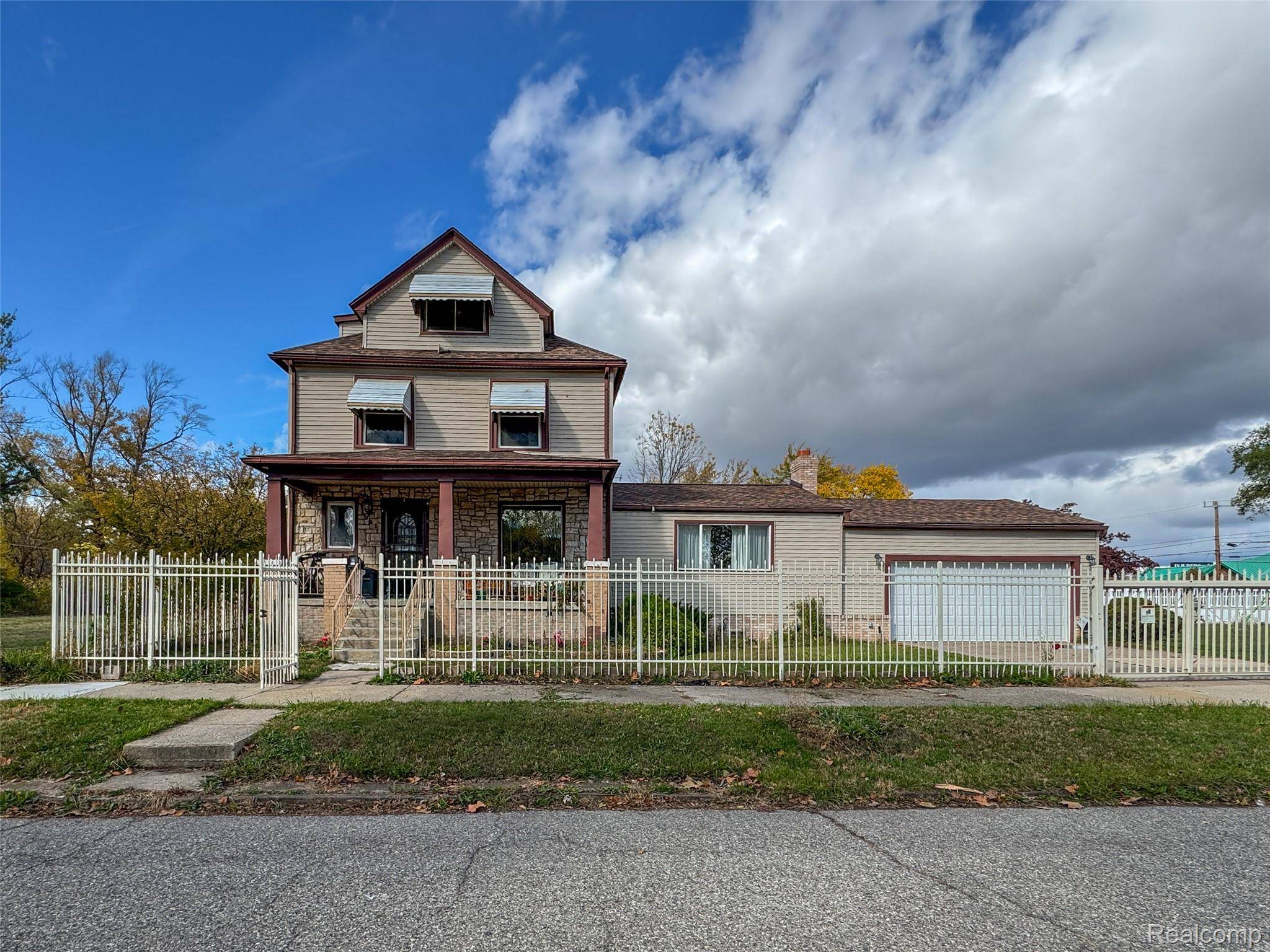 991 E Euclid ST, Detroit, MI 48211