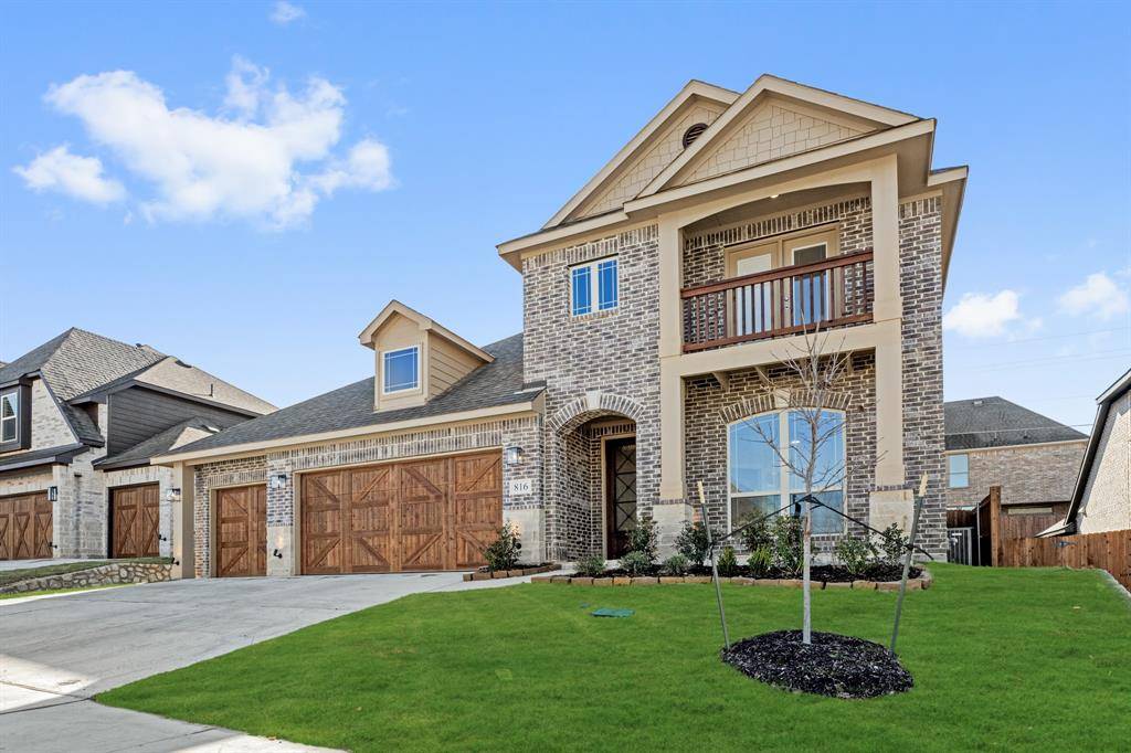 816 Yosemite Drive, Desoto, TX 75115