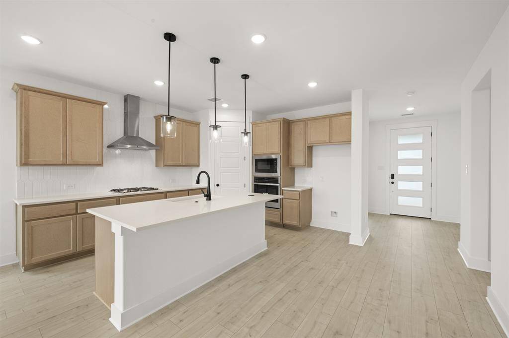 17141 Oxborough Drive, Fort Worth, TX 76247