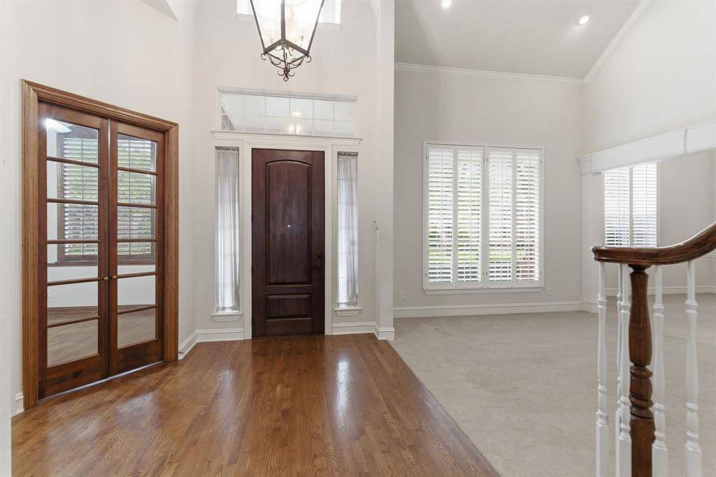 4553 Meadow Ridge Drive, Plano, TX 75093