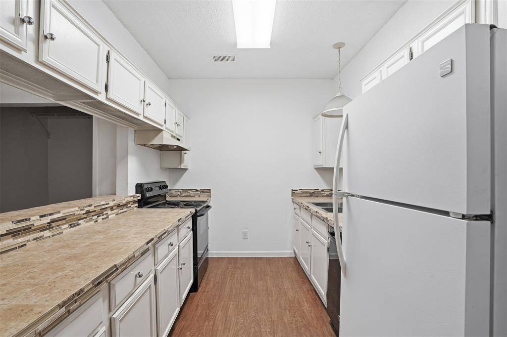 5550 Spring Valley Road #F14, Dallas, TX 75254