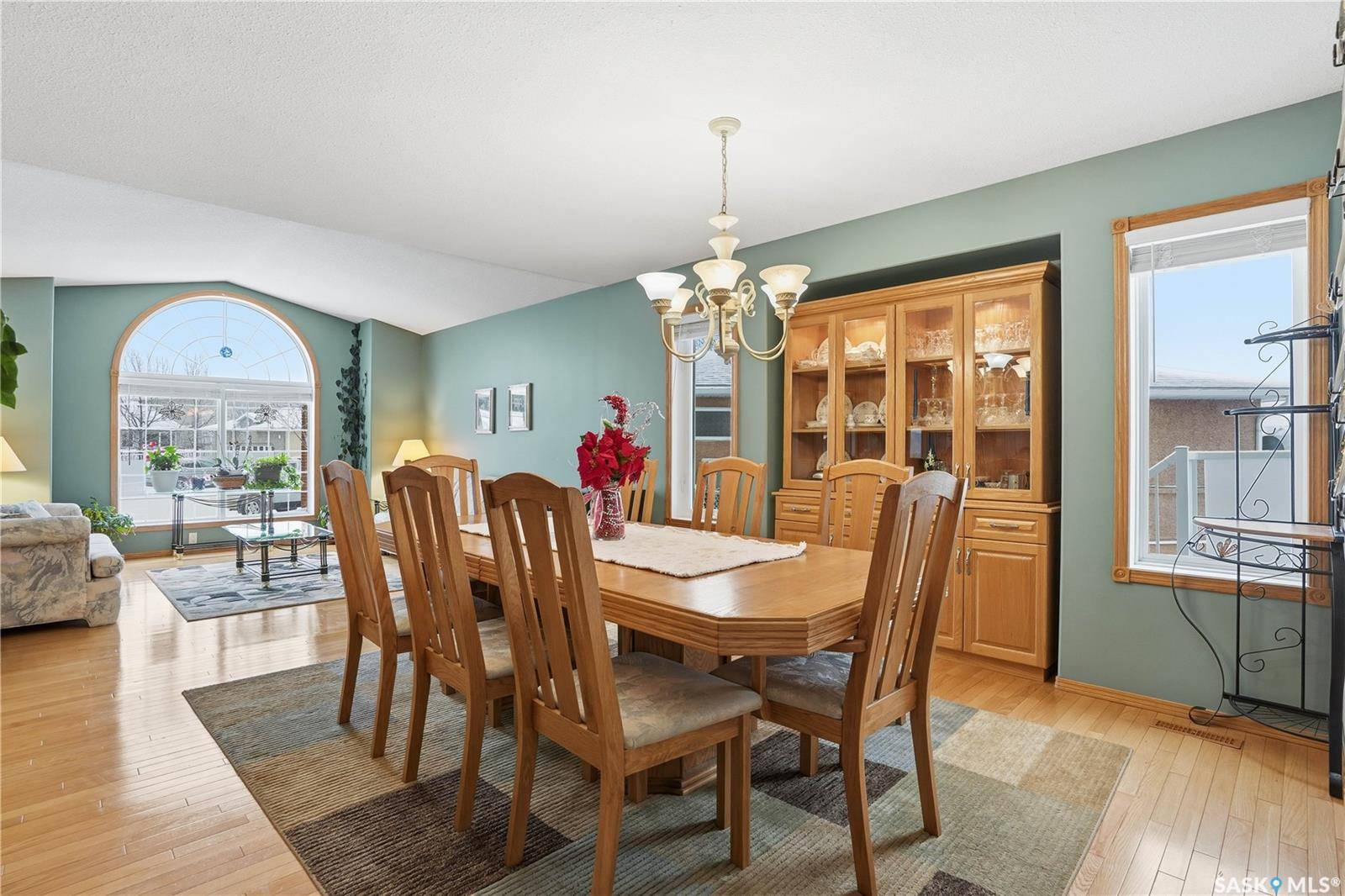 3148 Wimbledon BAY, Regina, SK S4V 2Y6