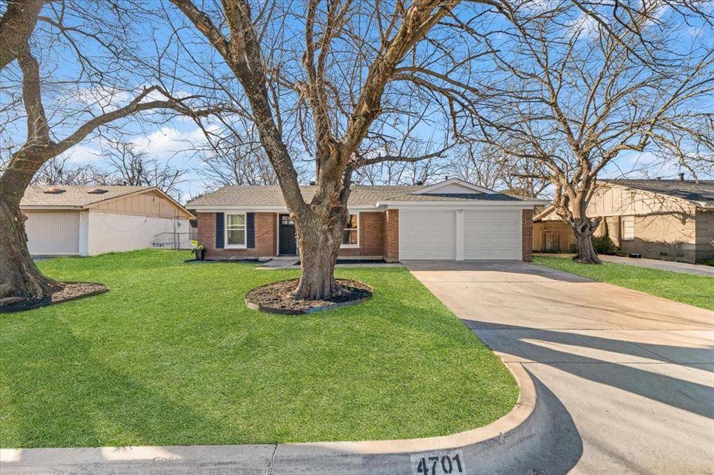 4701 Darla Drive, Fort Worth, TX 76132