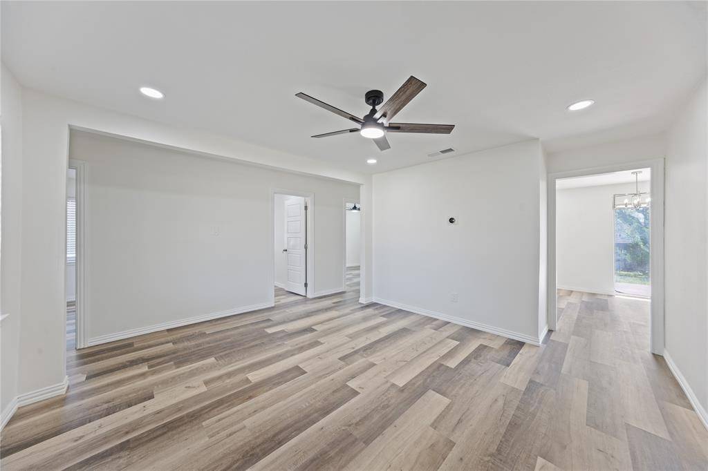 1821 Armstead Avenue, Grand Prairie, TX 75051