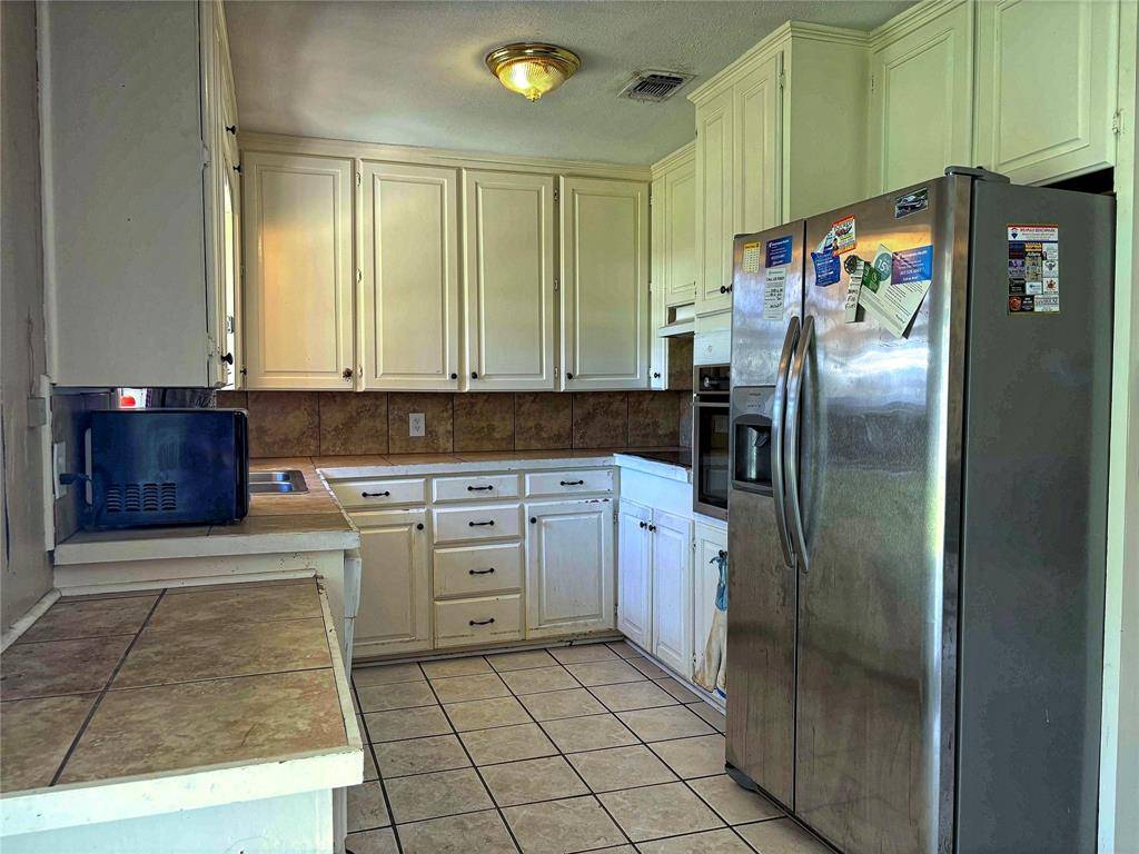 905 Bunny Rabbit Road, Athens, TX 75751