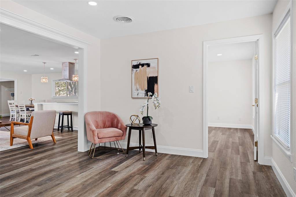 1104 Waggoner Drive, Arlington, TX 76013