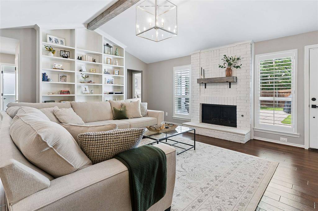 8515 Vista View, Dallas, TX 75243