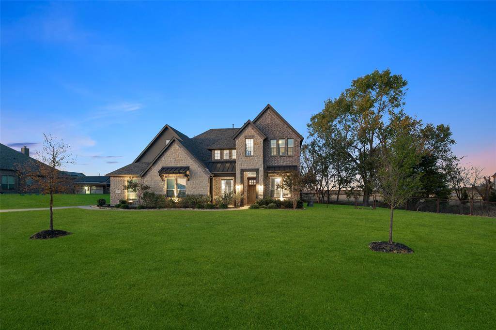 191 Daniel Drive, Van Alstyne, TX 75495