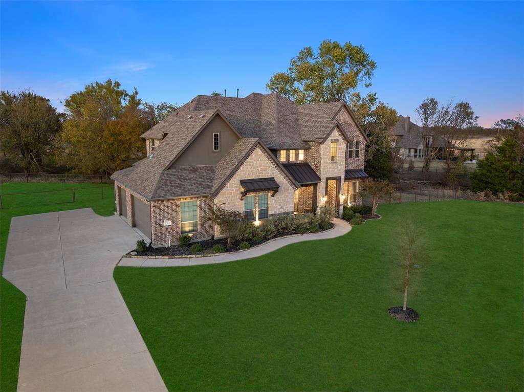 191 Daniel Drive, Van Alstyne, TX 75495