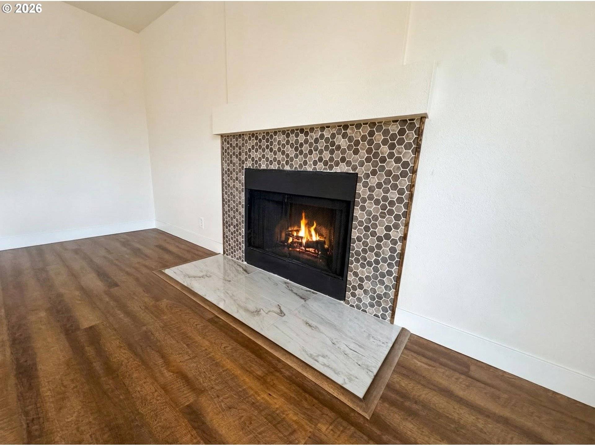 19901 SW MEADOWBROOK CT, Beaverton, OR 97078