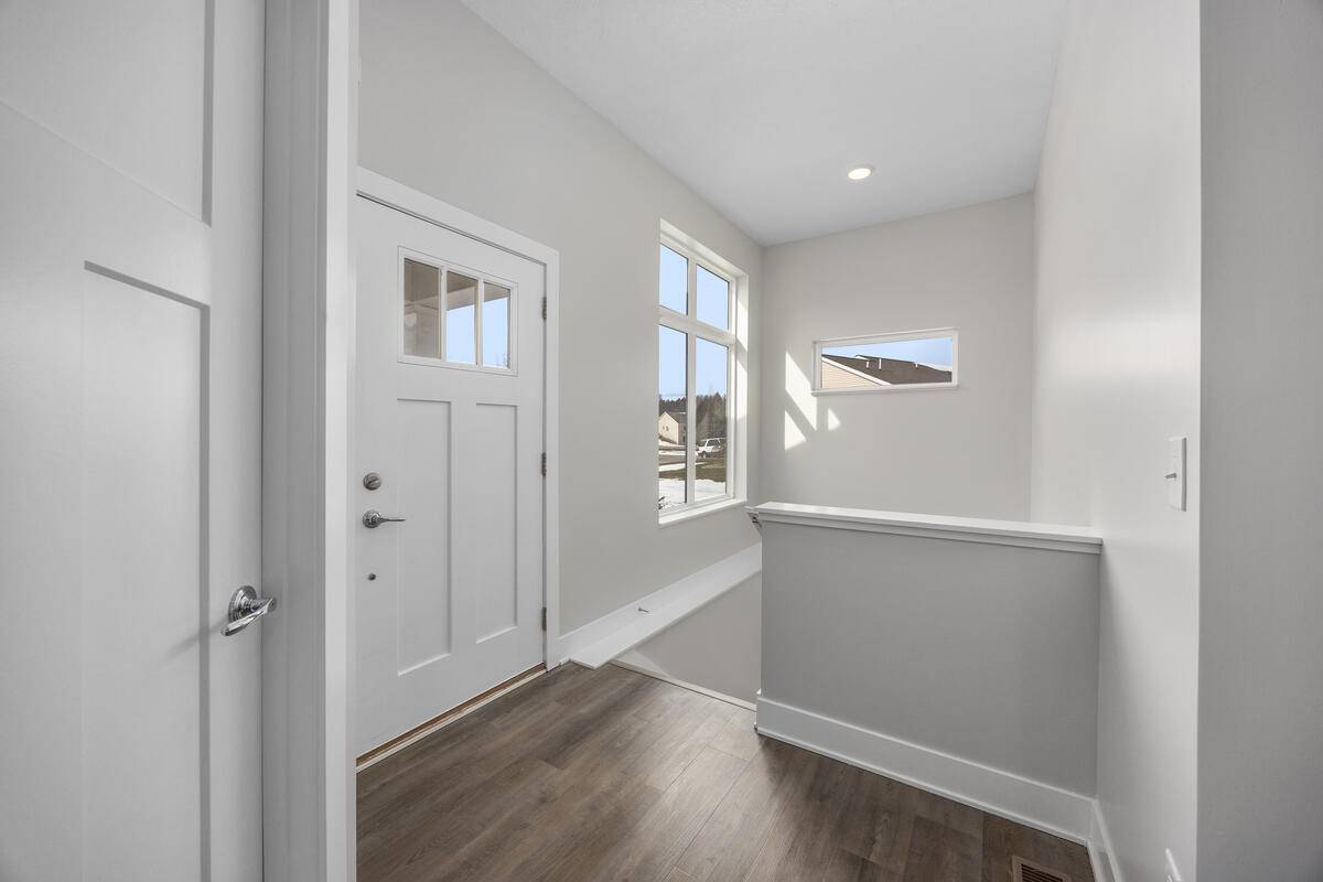 1368 S Village CIR, Oshtemo Twp, MI 49009