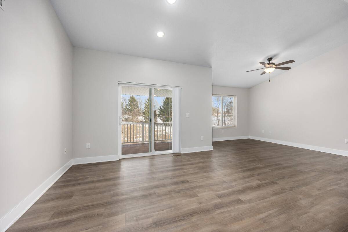 1368 S Village CIR, Oshtemochartertownship_kalamazoo, MI 49009