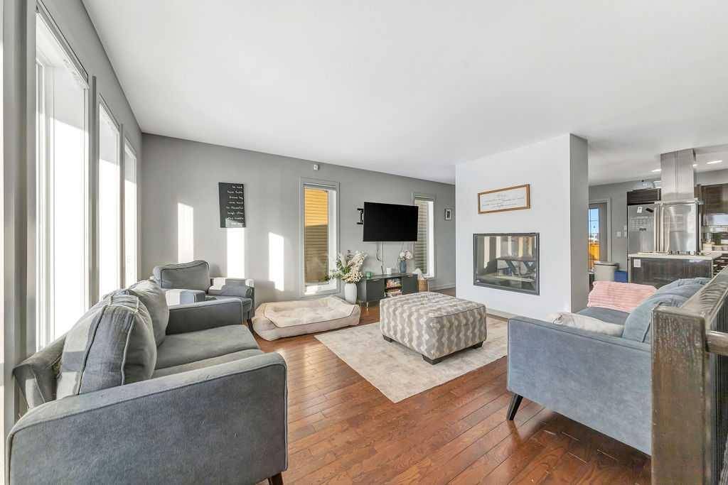 5514 52 AVE, Blackfoot, AB T0B 0L0