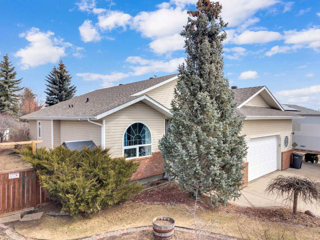 5508 49 AVE, Alix, AB T0C 0B0