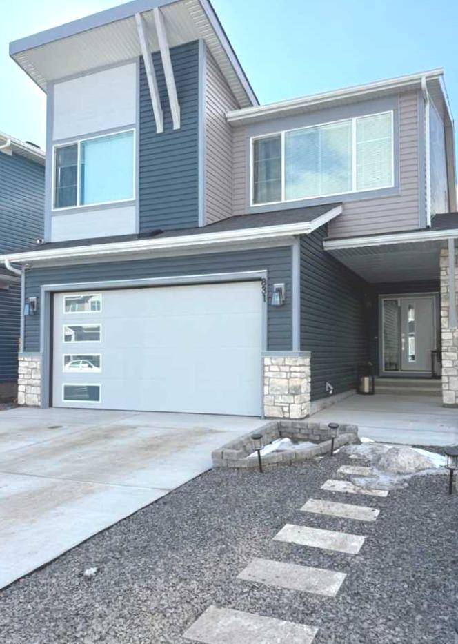 831 Bayview TER SW, Airdrie, AB T4B4G2