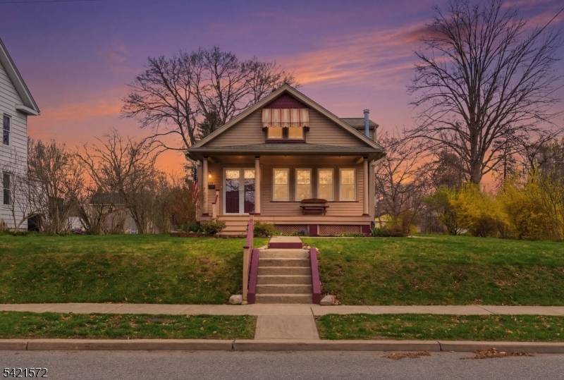 419 Greenwich St, Belvidere Twp., NJ 07823