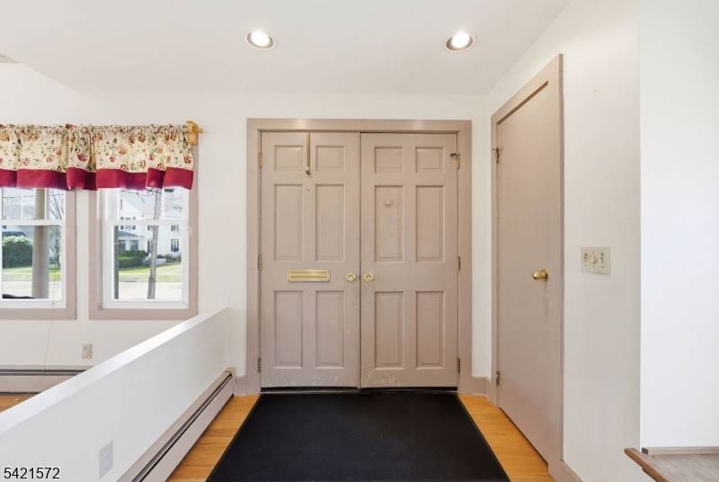 419 Greenwich St, Belvidere Twp., NJ 07823