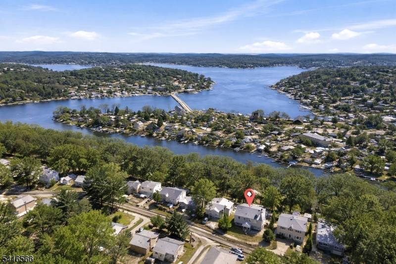 117 Dupont Ave, Hopatcong Boro, NJ 07843