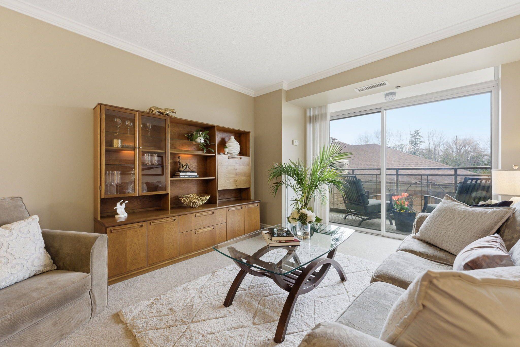 100 Burloak DR #1217, Burlington, ON L7L 6P6