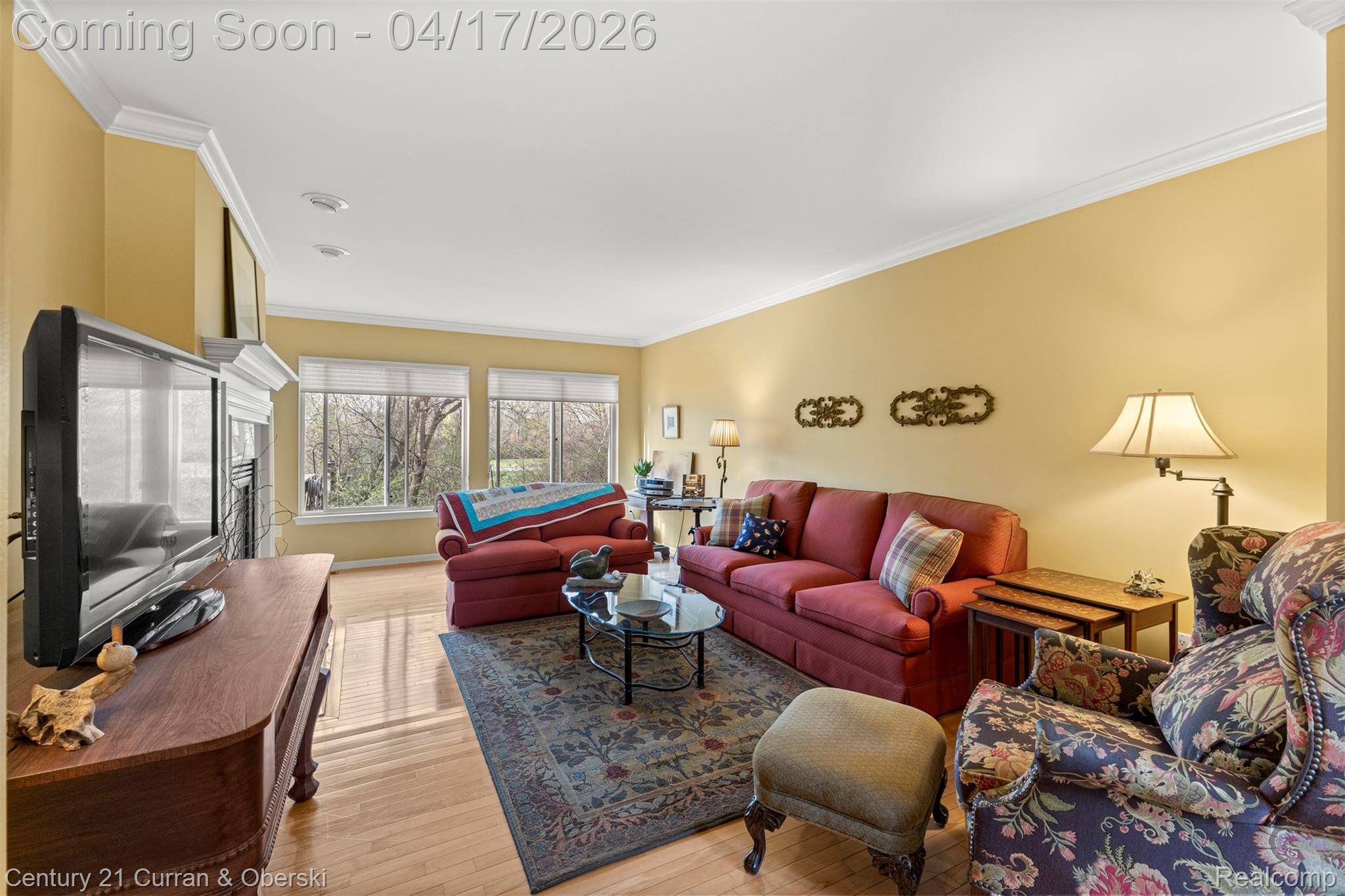 134 Legacy Park CIR, Dearborn Heights, MI 48127