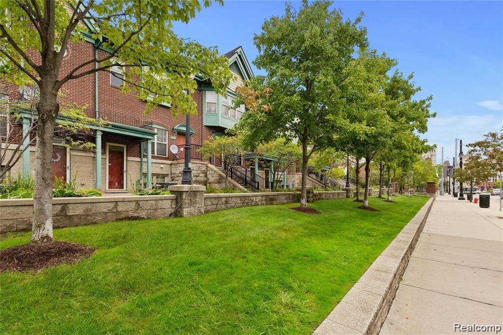 2620 Woodward AVE, Detroit, MI 48201