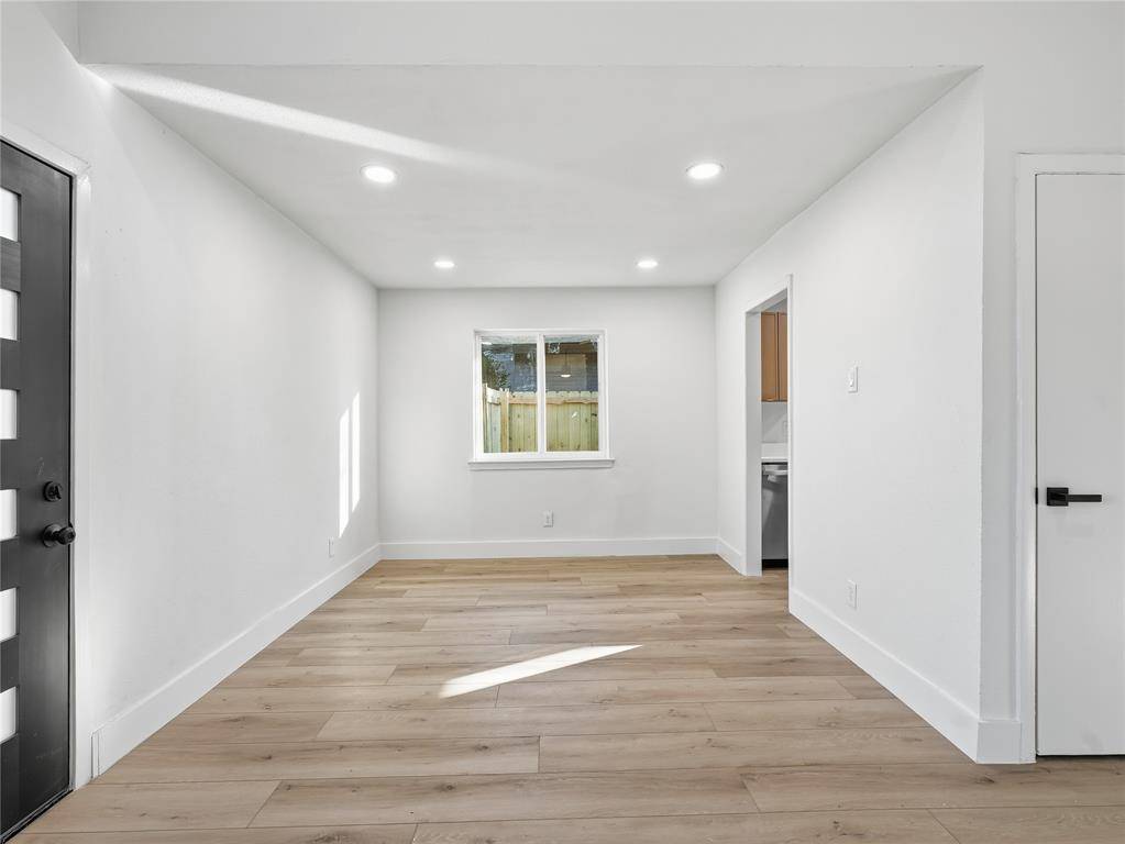 1725 R Avenue, Plano, TX 75074