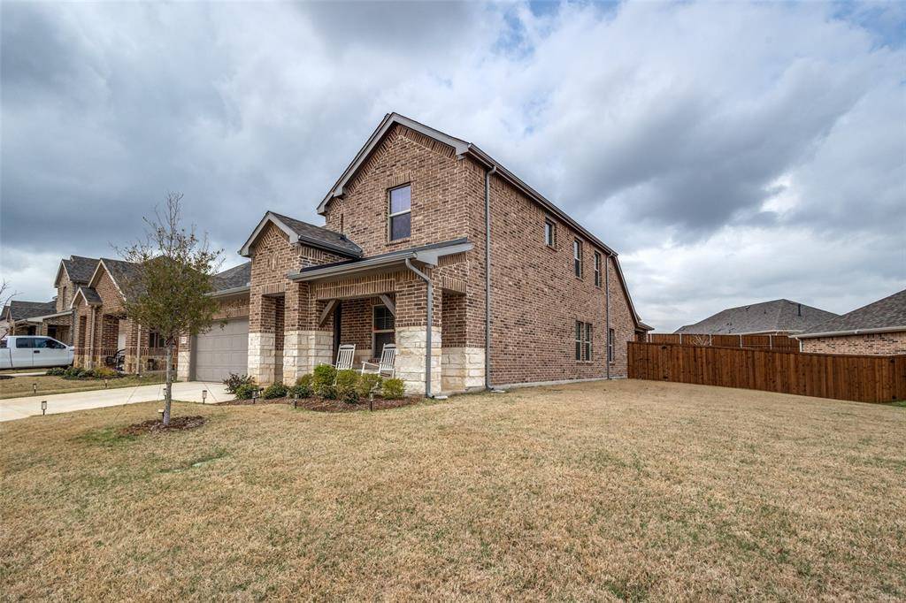 2813 Acadia Drive, Corinth, TX 76210