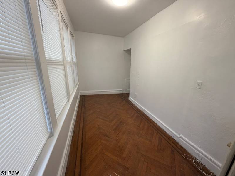 205 Chancellor Ave #1, Newark City, NJ 07112
