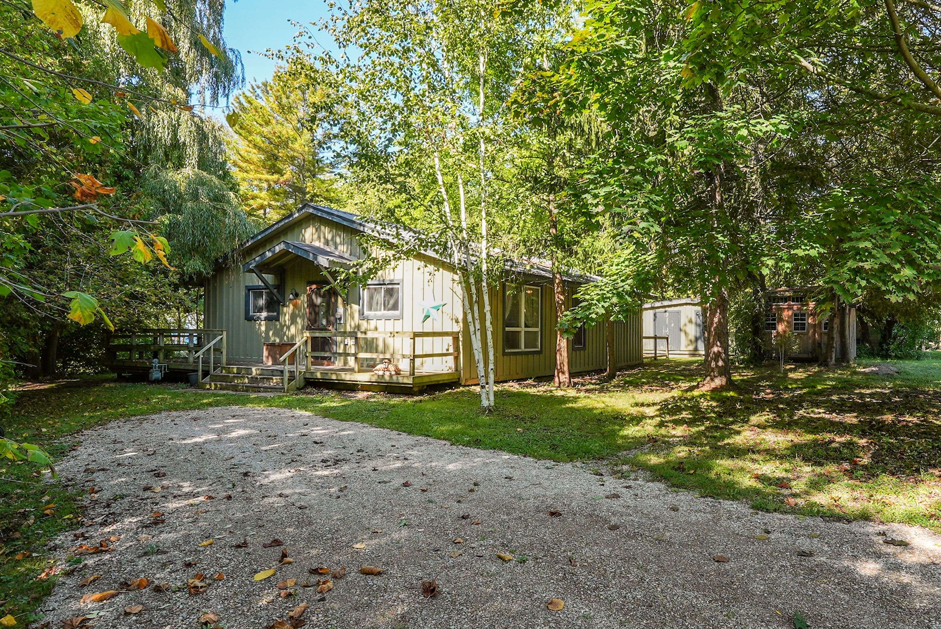 75573 Elliott ST, Bluewater, ON N0M 1G0