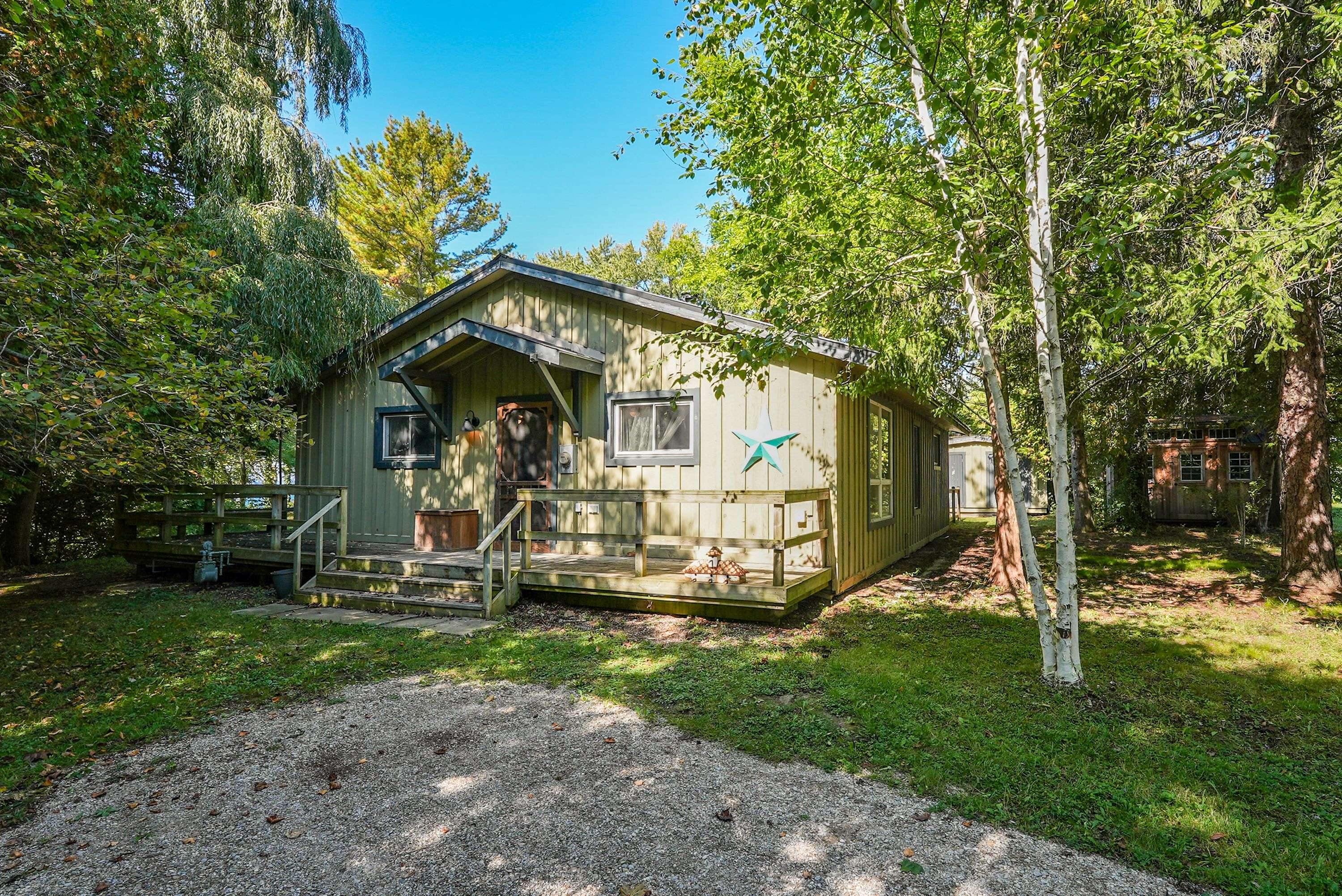 75573 Elliott ST, Bluewater, ON N0M 1G0