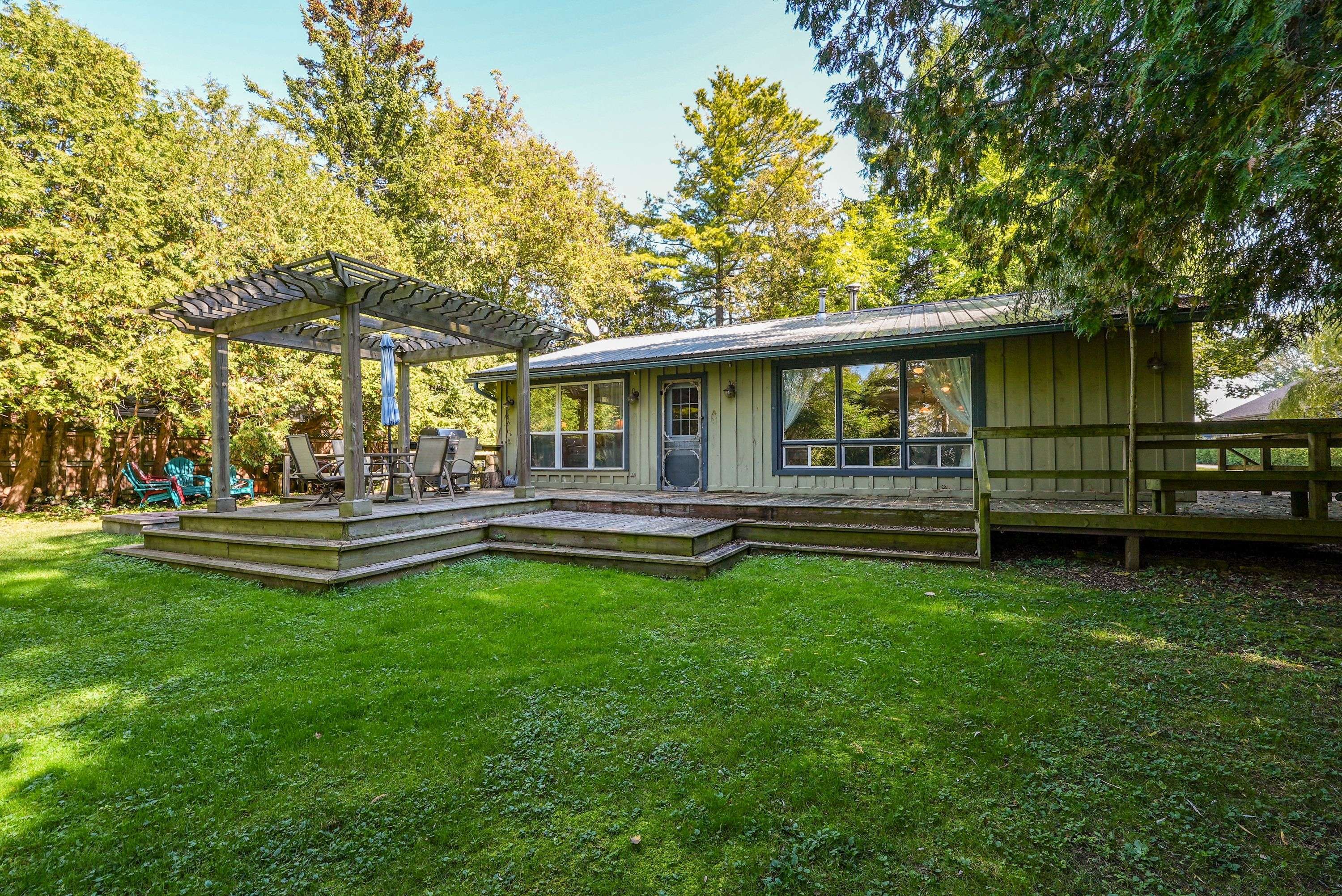 75573 Elliott ST, Bluewater, ON N0M 1G0