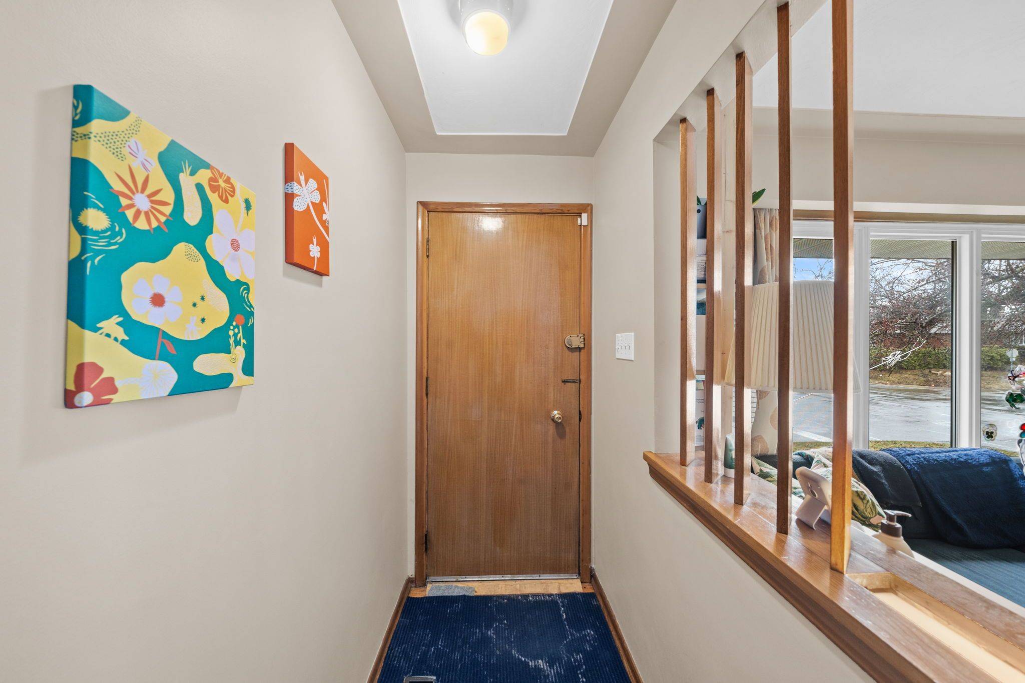 2066 Saunderson DR, Elmvale Acres And Area, ON K1G 2E6