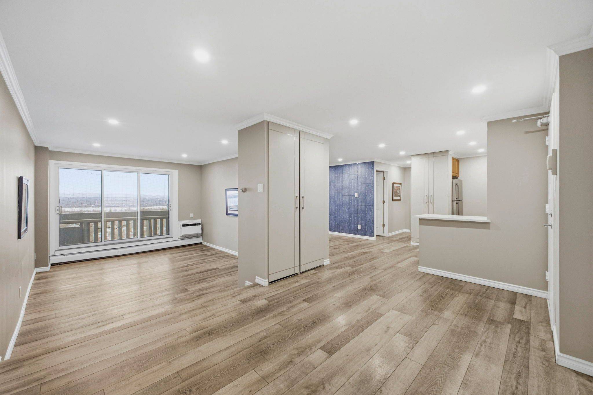 415 Greenview AVE #2102, Britannia - Lincoln Heights And Area, ON K2B 8G5