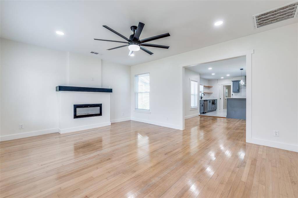 6331 Military Parkway, Dallas, TX 75227