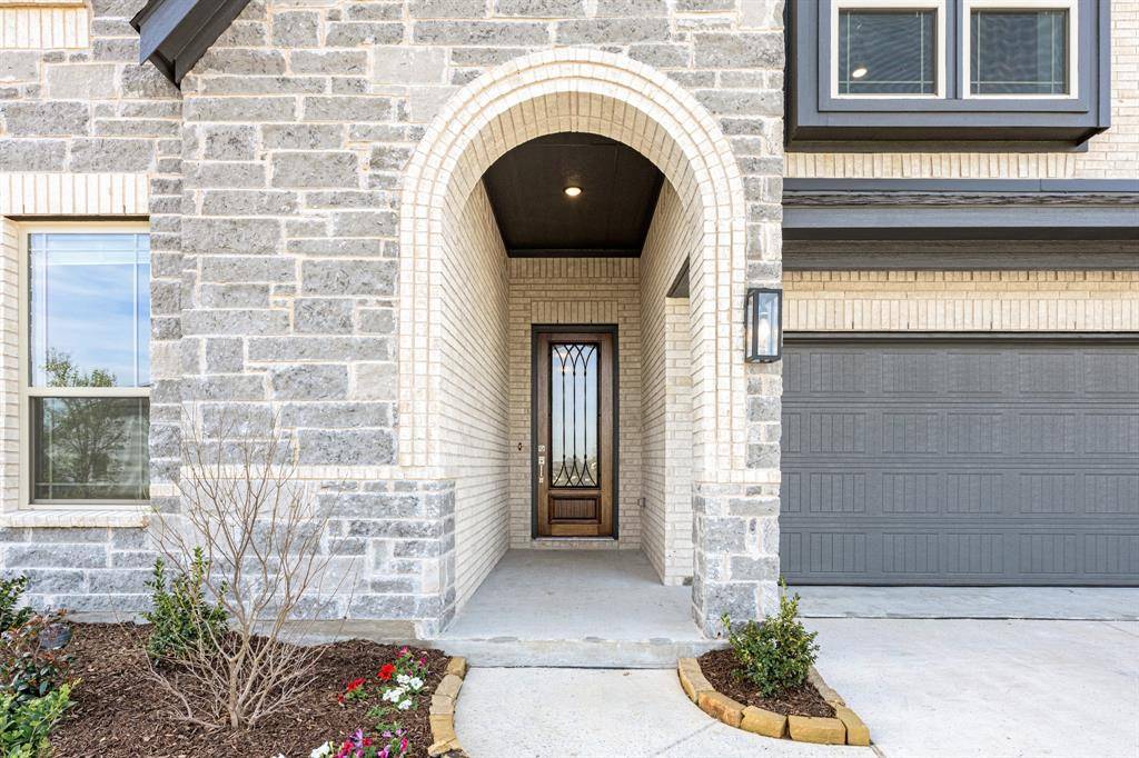 1228 Hutton Branch Trail, Aubrey, TX 76227