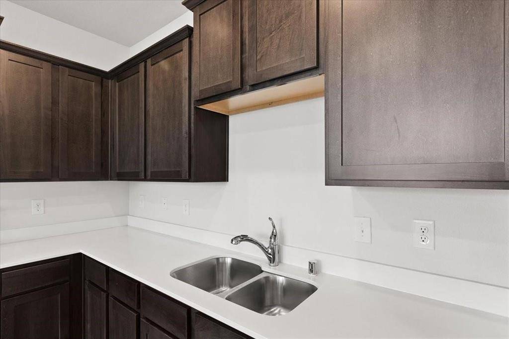 2077 Juniper Pass Way, Mesquite, TX 75149