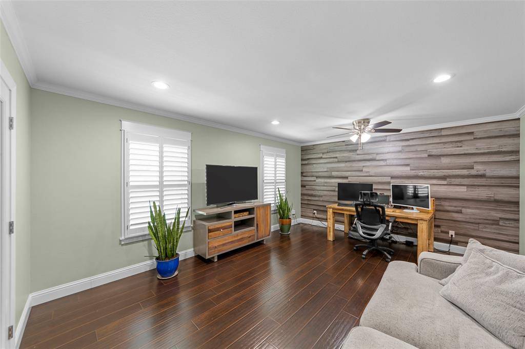 2953 Dothan Lane, Dallas, TX 75229